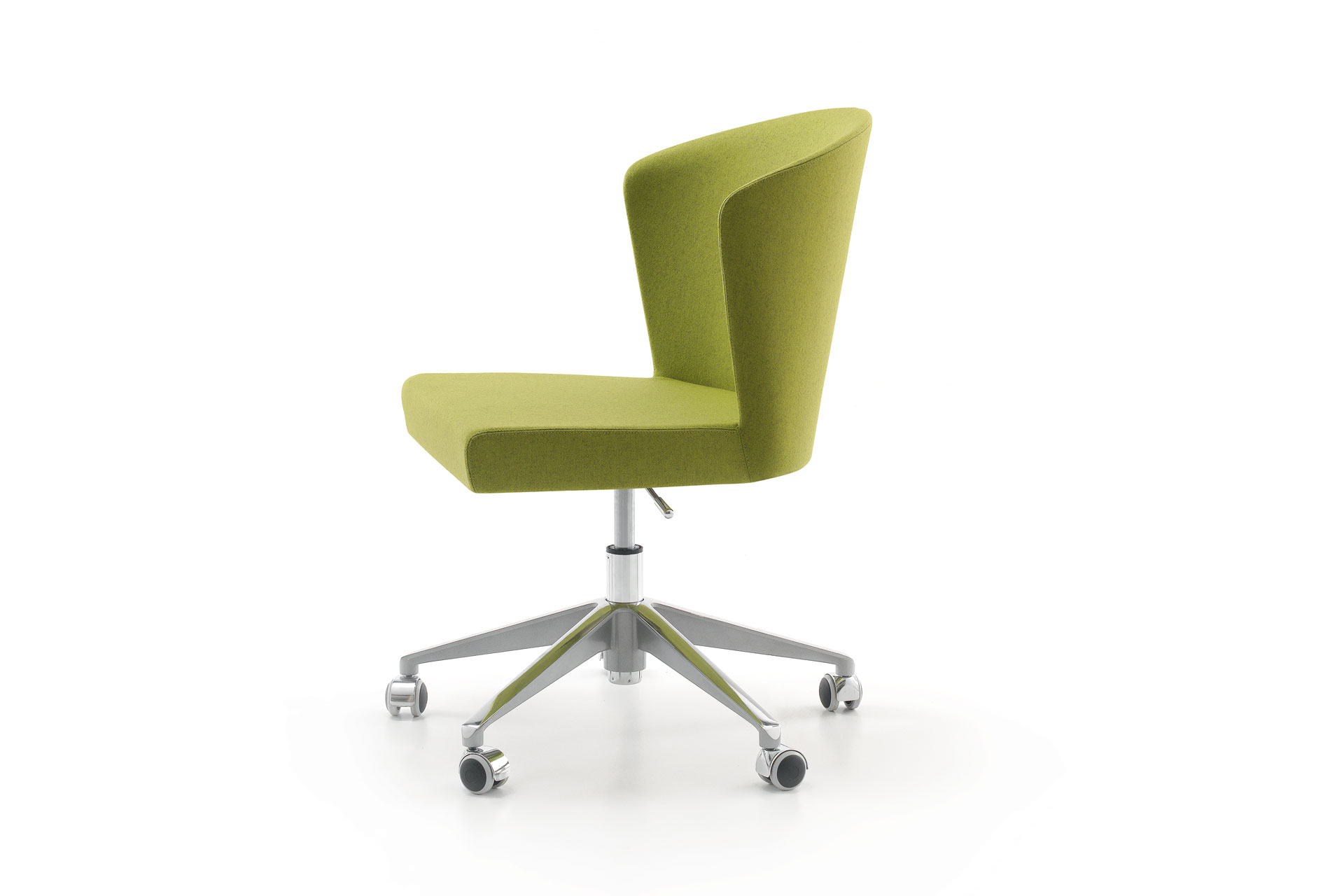 SS044-breakout-chair-17